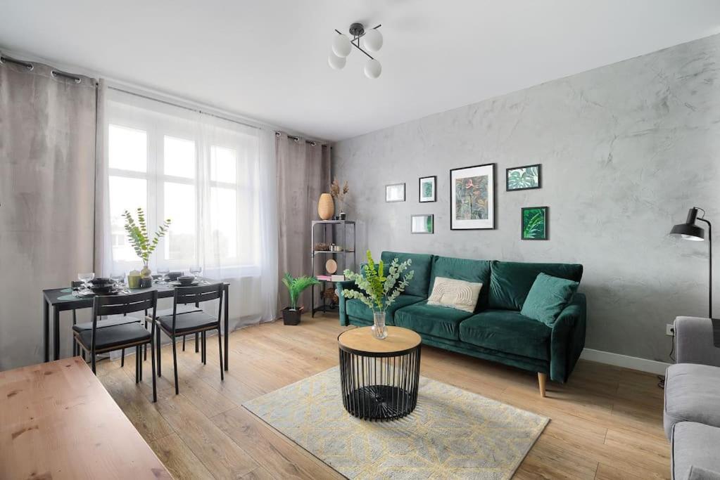Апартаменты Urban Garden Hetmanska 3 Познань Экстерьер фото